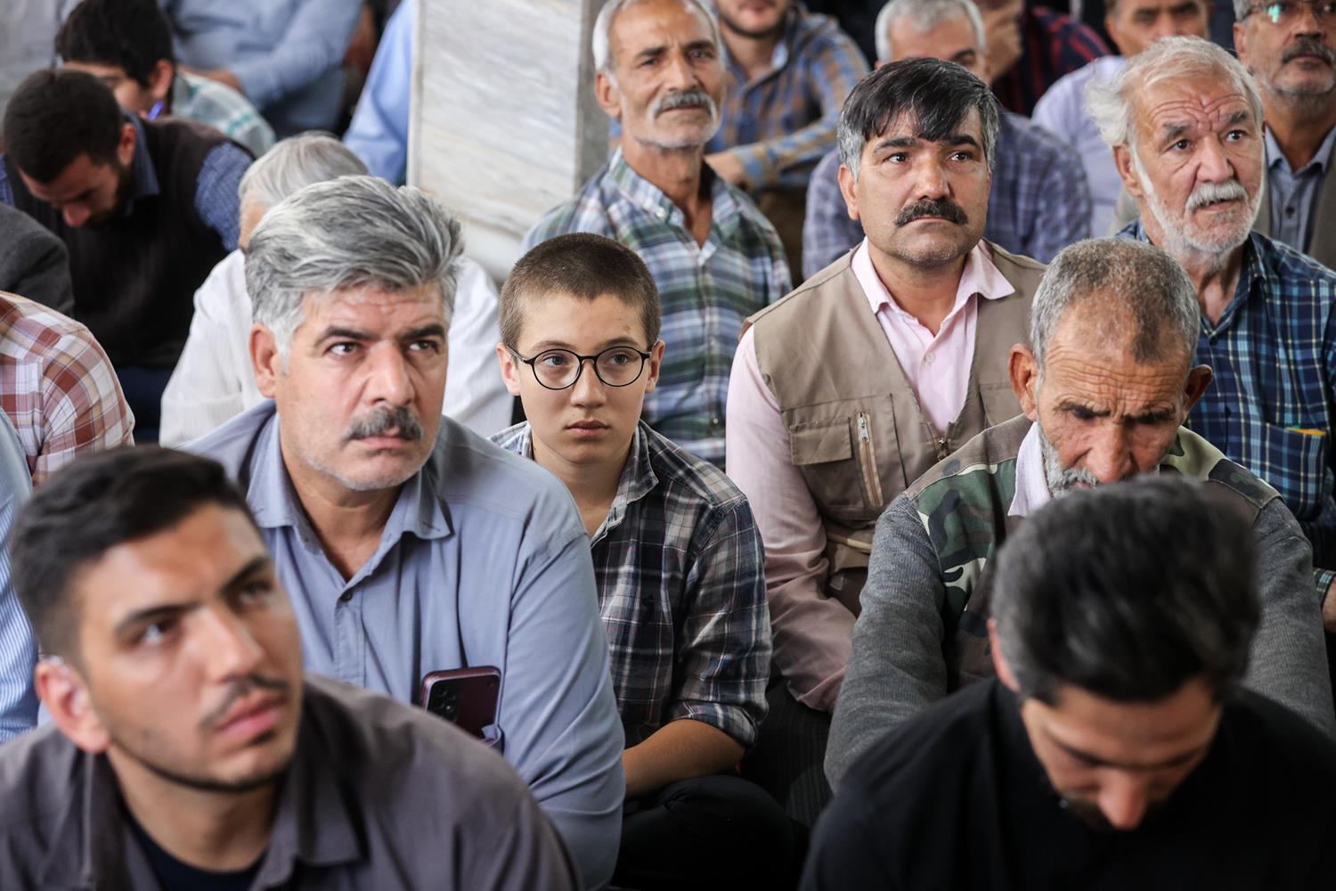 حضور قالیباف در یادواره شهدای شهرستان اسفراین