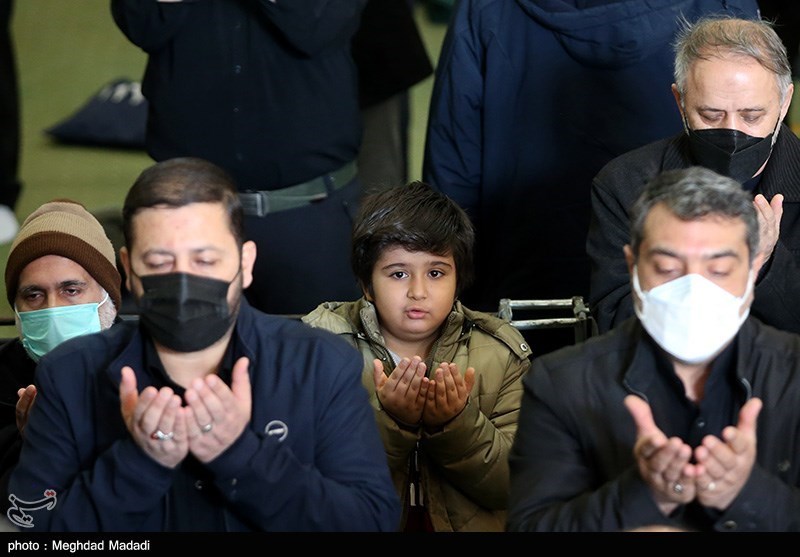 تشییع پیکر ۱۳ شهید گمنام بعد نماز جمعه تهران