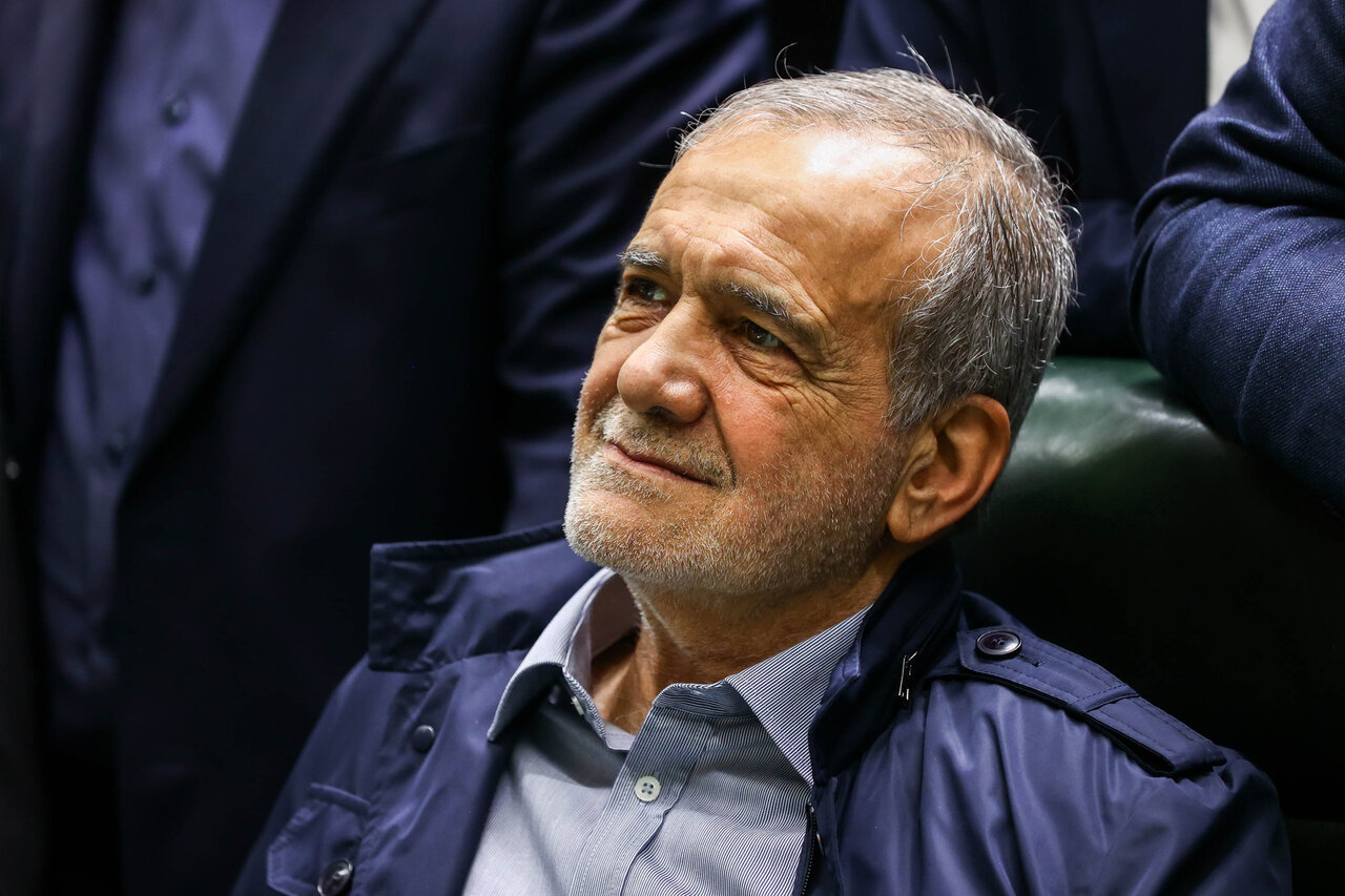 بررسی اجرای برنامه هفتم در مجلس با حضور رئیس جمهور