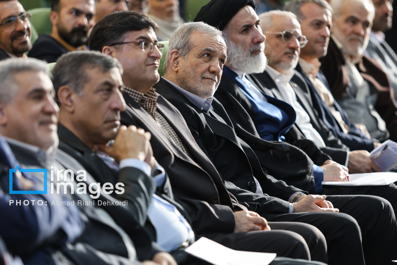 سفر رئیس جمهور به چهارمحال و بختیاری