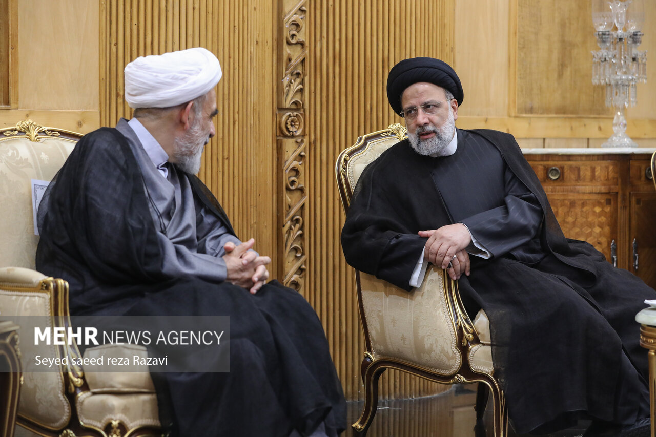 بدرقه رئیس جمهور به اندونزی