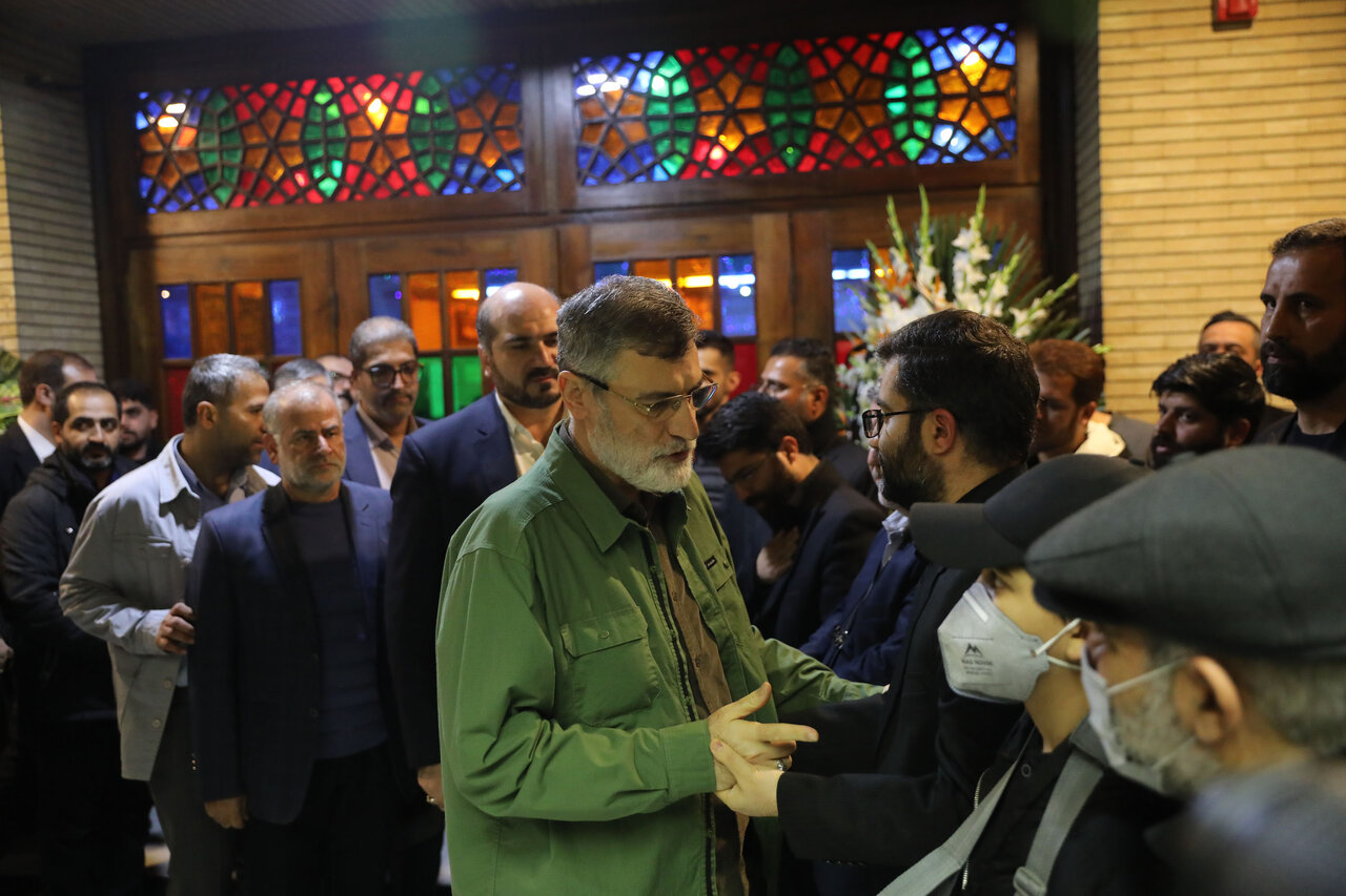 حضور قالیباف در مراسم ختم همسر و فرزندان معاون رئیس جمهور