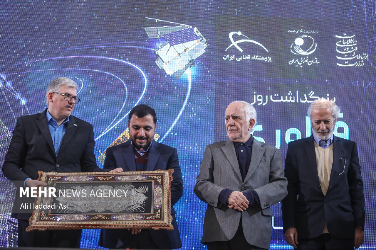 روز فناوری فضایی