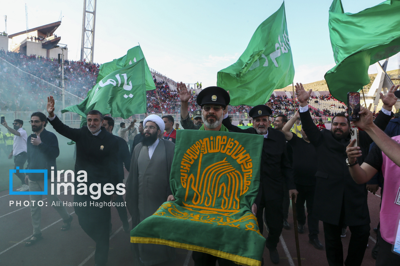 لیگ برتر فوتبال - تراکتور و نساجی