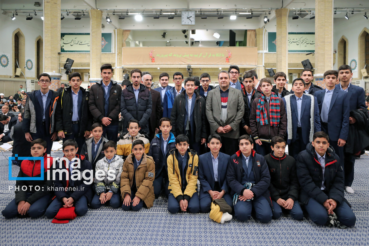 رهبر انقلاب در محفل قرآنی