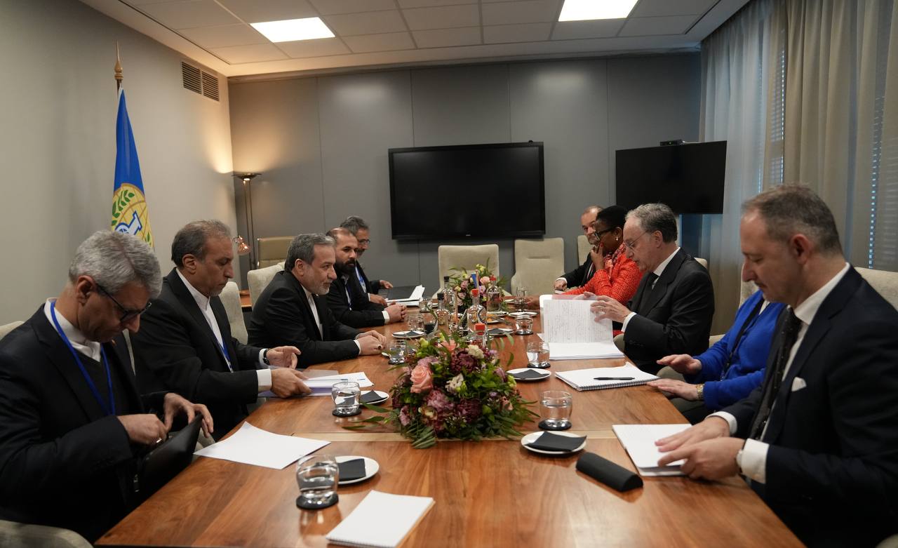 دیدار عراقچی با مدیر کل سازمان منع سلاح‌های شیمیایی