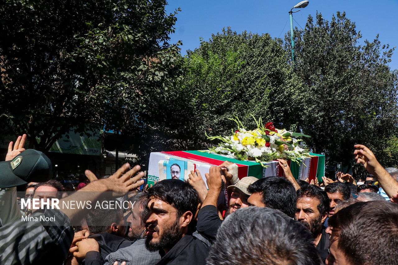 تشییع پیکر شهید حسین اجاقی