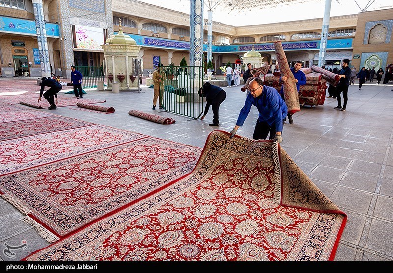 سفره افطار در حرم حضرت معصومه (س)