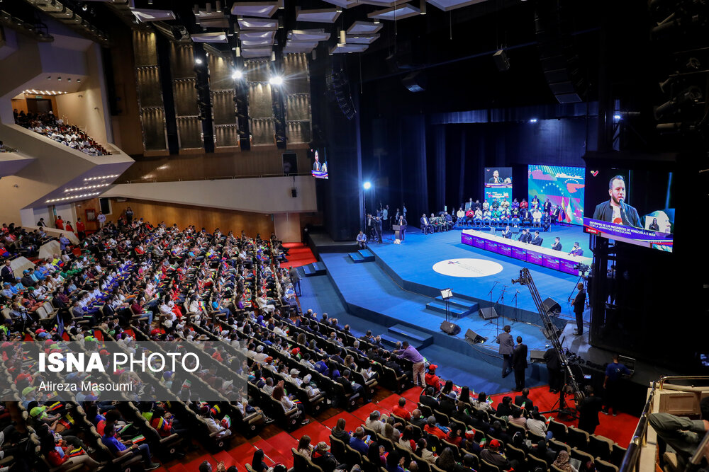 دیدار رئیس جمهور با نخبگان، دانشجویان و فناوران ونزوئلایی