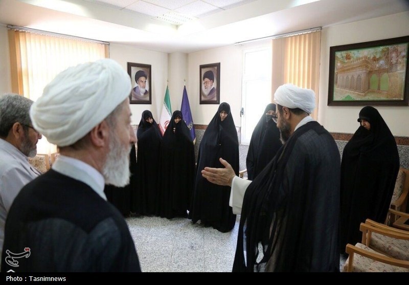 دیدار همسر شهید سلامی با مدیر حوزه‌های علمیه خواهران