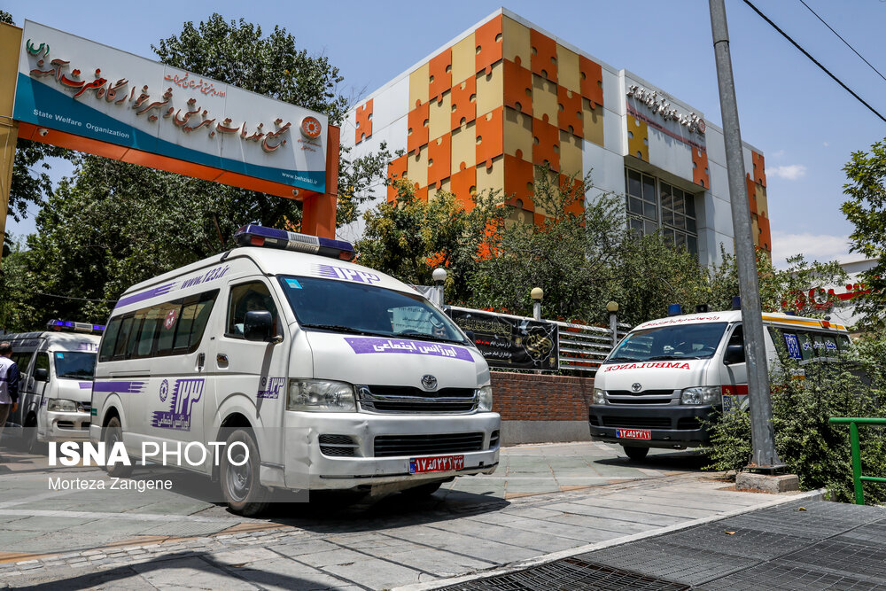 مراسم رژه خودرویی اورژانس اجتماعی در تهران