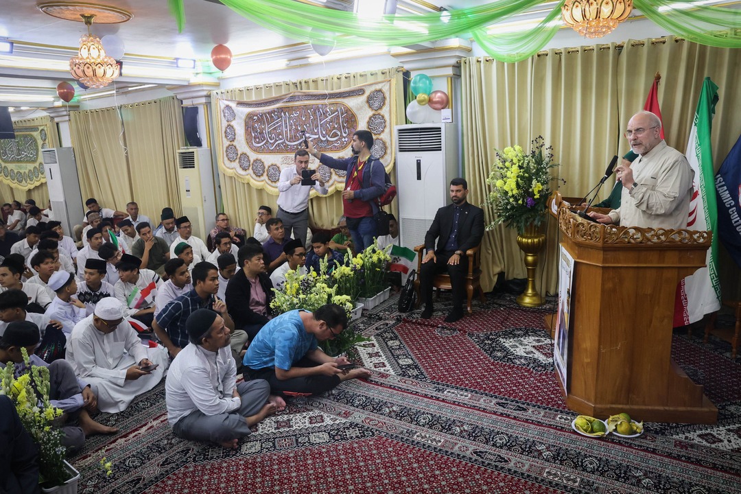 حضور قالیباف در مرکز فرهنگی اسلامی اندونزی