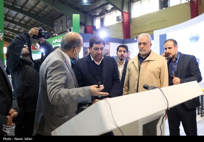 بازدید مخبر از نمایشگاه الگوهای مسیر پیشرفت