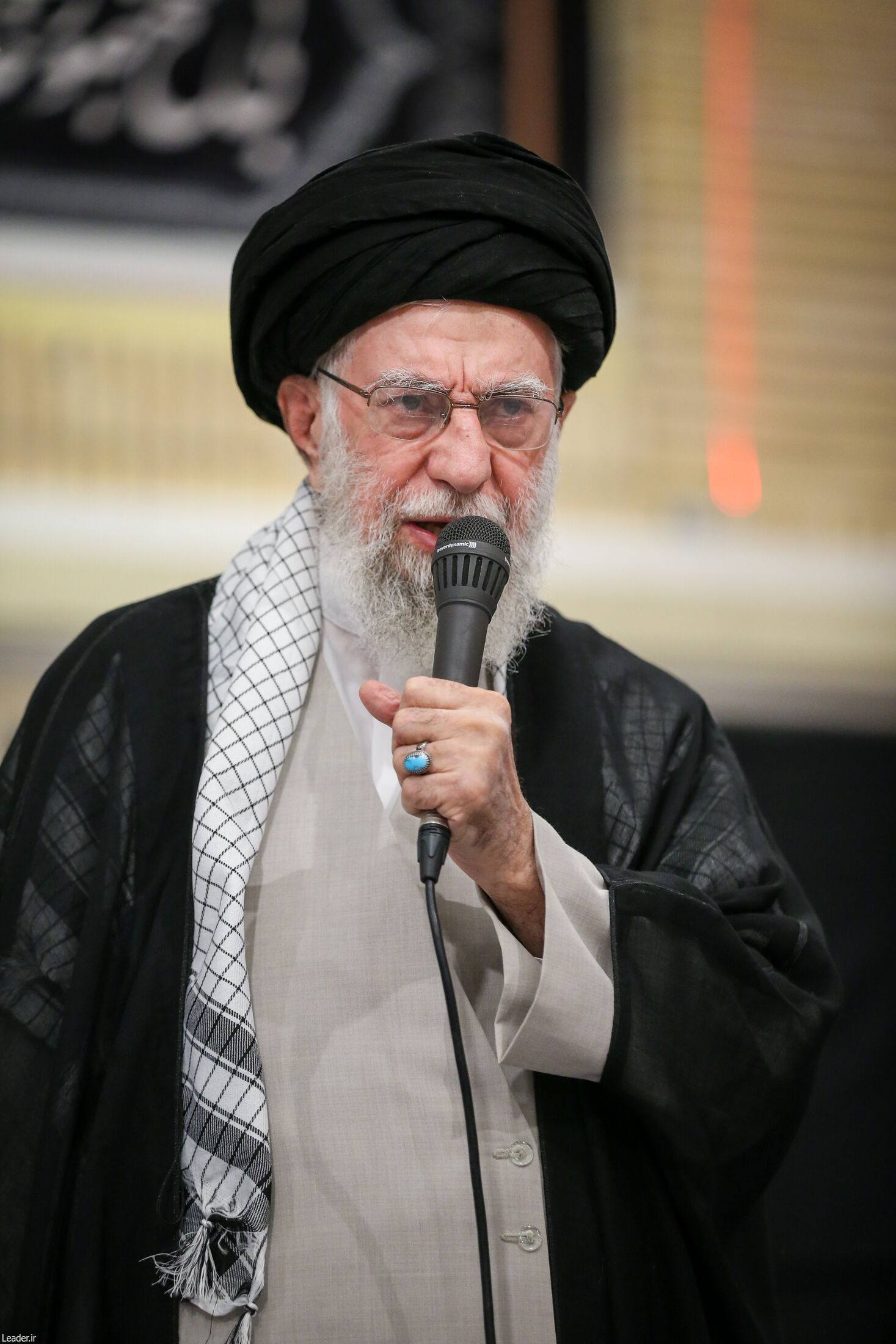 رهبر انقلاب در مراسم بزرگداشت شهدای جنگ تحمیلی