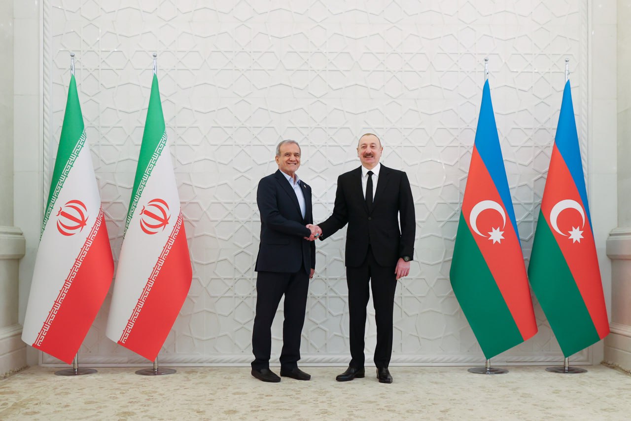 استقبال رسمی علی اف از پزشکیان