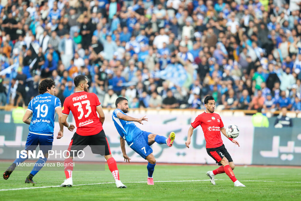 هفته دهم لیگ برتر فوتبال؛ استقلال - تراکتور