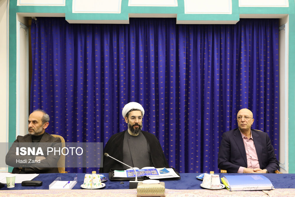 جلسه شورای عالی انقلاب فرهنگی