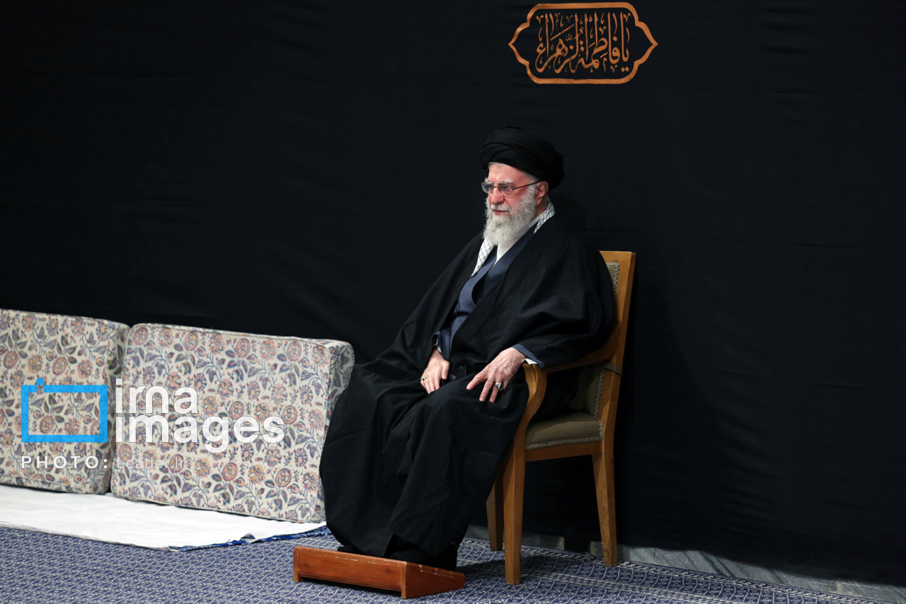 نخستین شب عزاداری ایام فاطمیه با حضور رهبر انقلاب