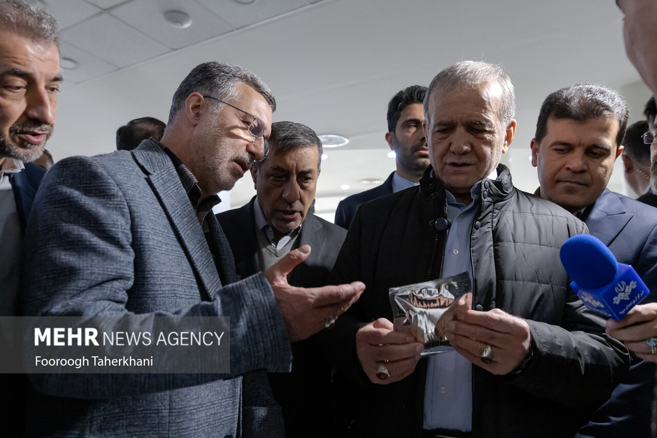 نشست رئیس جمهور با فناوران و نخبگان دانش‌بنیان