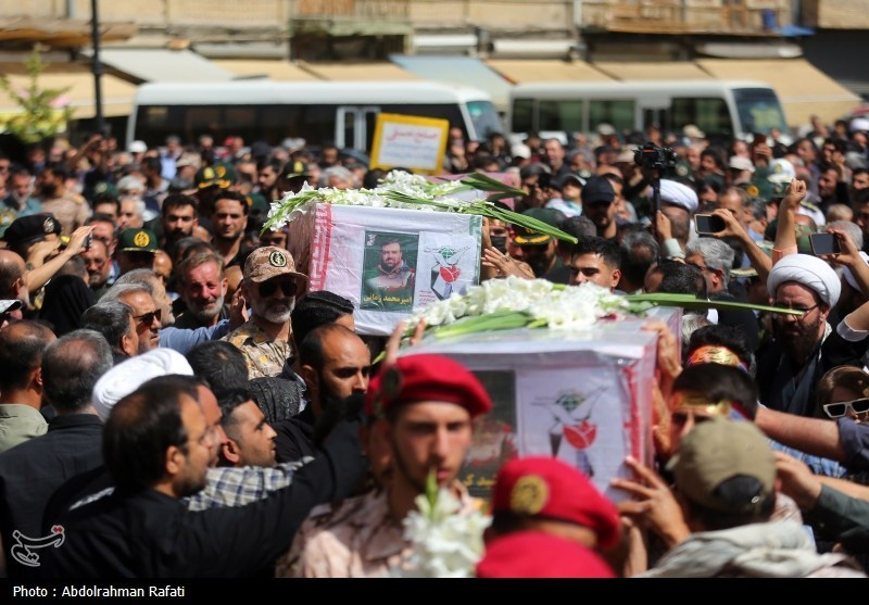 تشییع پیکر شهدای حملات رژیم صهیونیستی در همدان