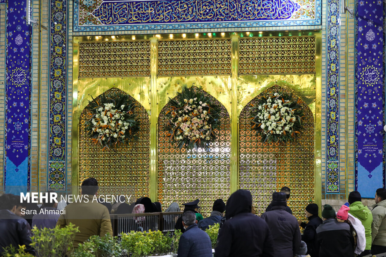 شب میلاد امام حسین(ع) در حرم مطهر حضرت رضا(ع)