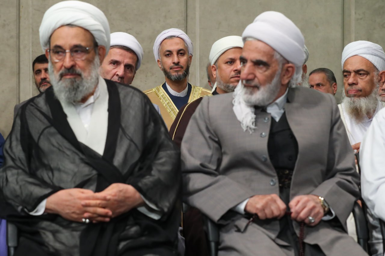 اتحاد شیعه و سنی در حسینیه امام خمینی