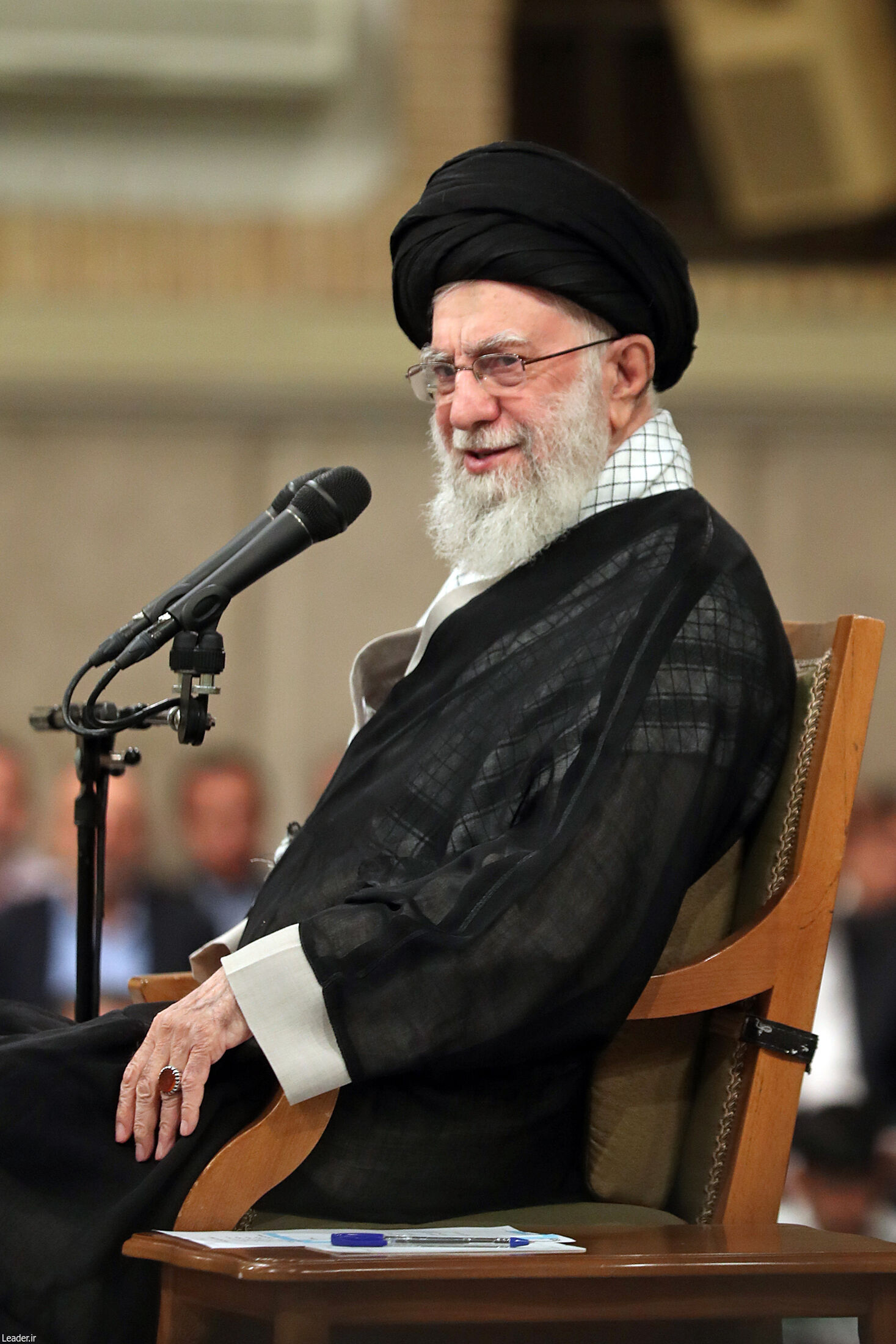 دیدار معلمان با رهبر انقلاب