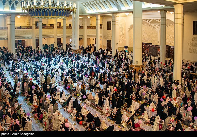 جشن روزه اولی ها در حرم مطهر حضرت شاهچراغ (ع)