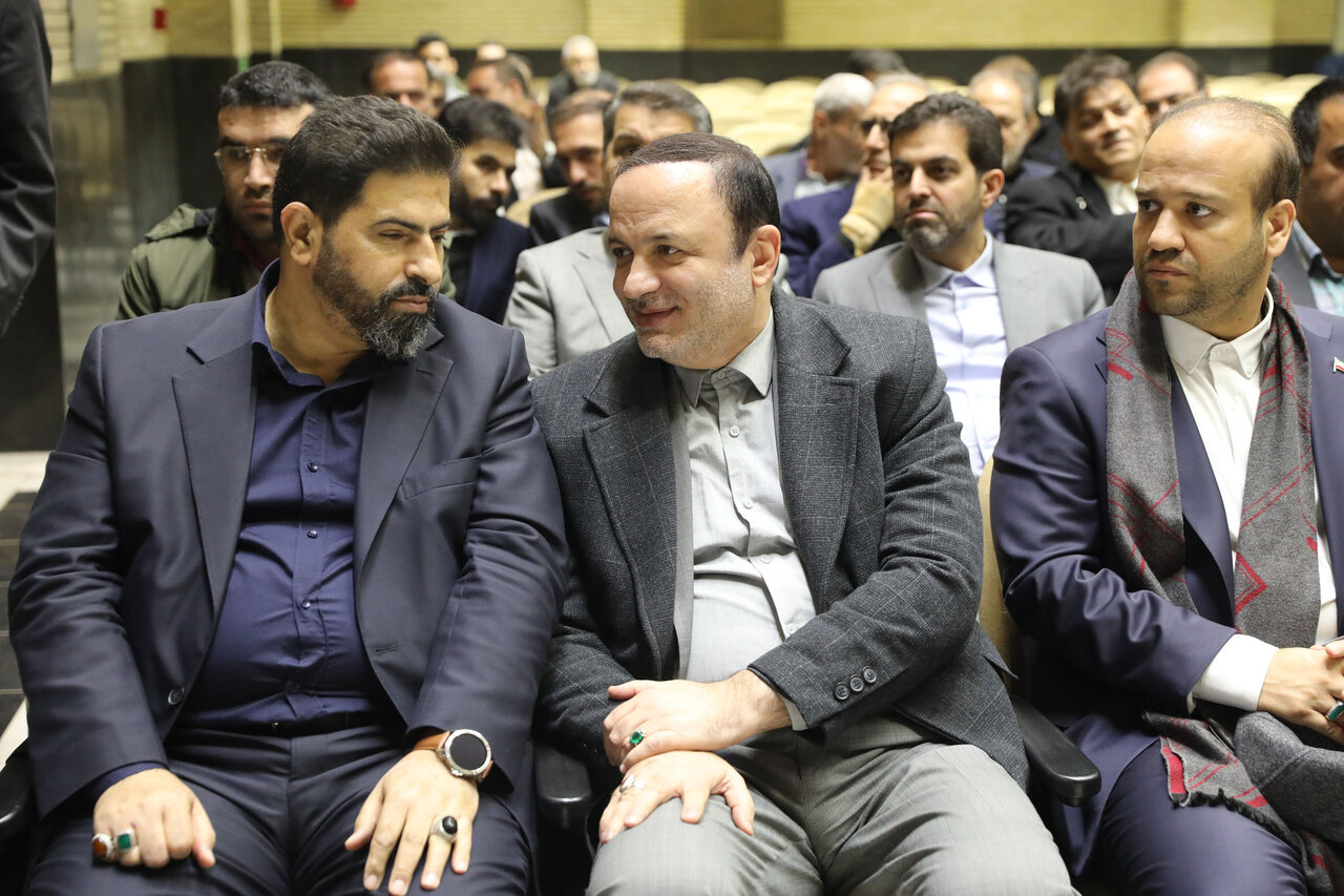 حضور قالیباف در مراسم ختم همسر و فرزندان معاون رئیس جمهور