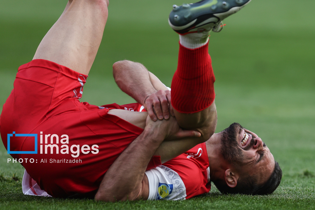 لیگ برتر فوتبال - پرسپولیس و تراکتور