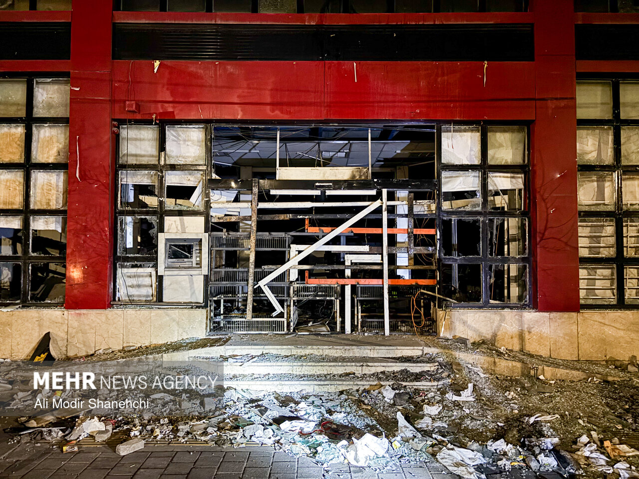 تخریب‌های اغتشاشگران در مشهد