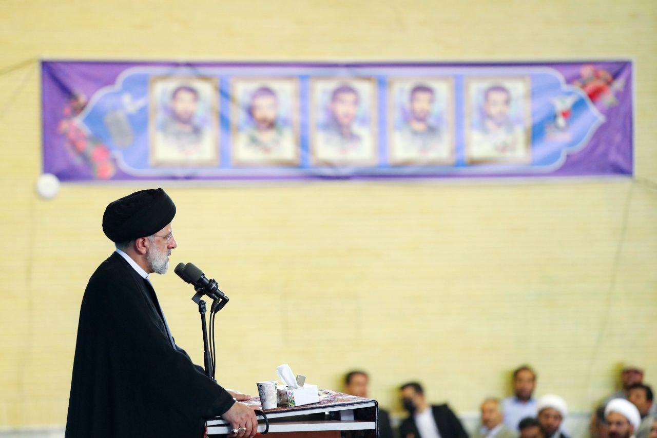 دیدار رئیس جمهور با اقشار مختلف مردم خراسان شمالی