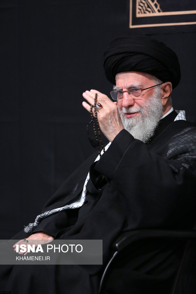  آخرین شب مراسم عزاداری حضرت اباعبدالله الحسین (ع) با حضور رهبری