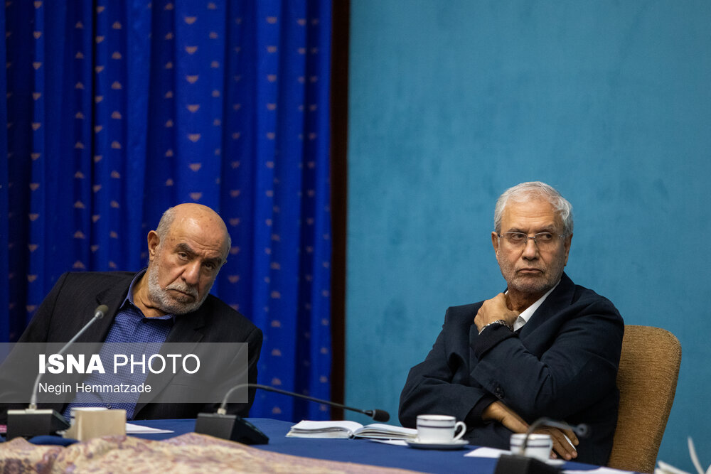 نشست بررسی راهکارهای تحقق انسجام ملی با حضور پزشکیان