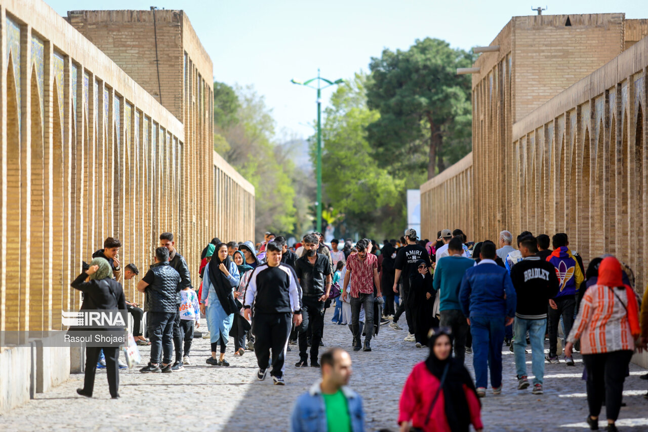 میهمانان زاینده رود