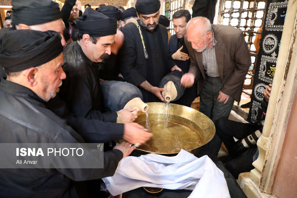 مراسم طشت‌گذاری در اردبیل