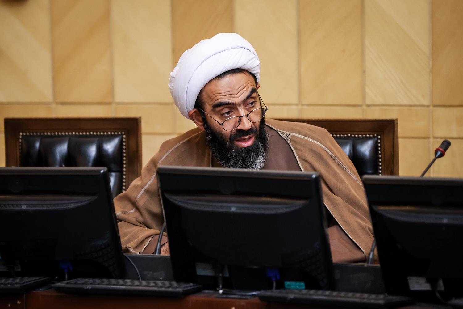 جلسه بررسی لایحه ارتقای امنیت زنان