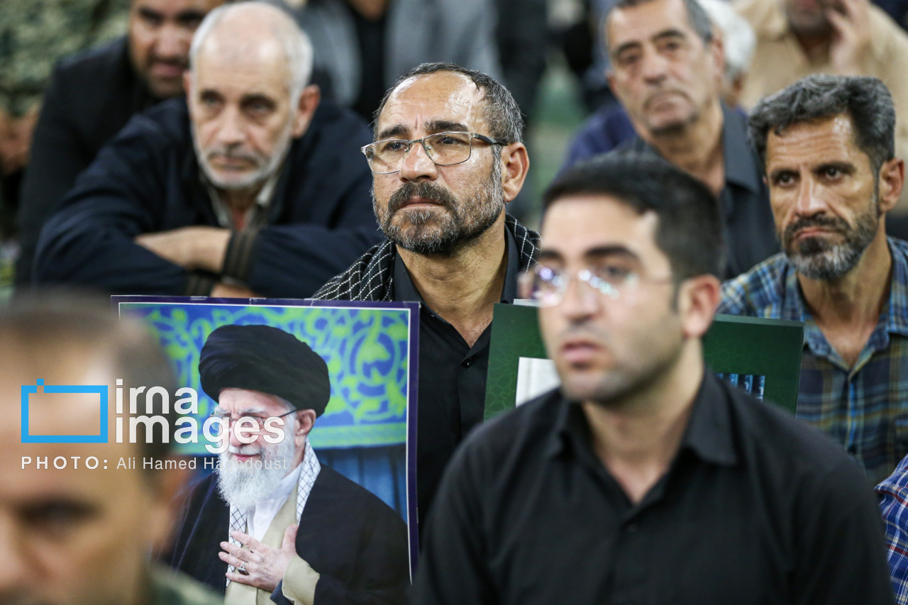 مراسم سالگرد شهدای خدمت در مصلای تبریز 