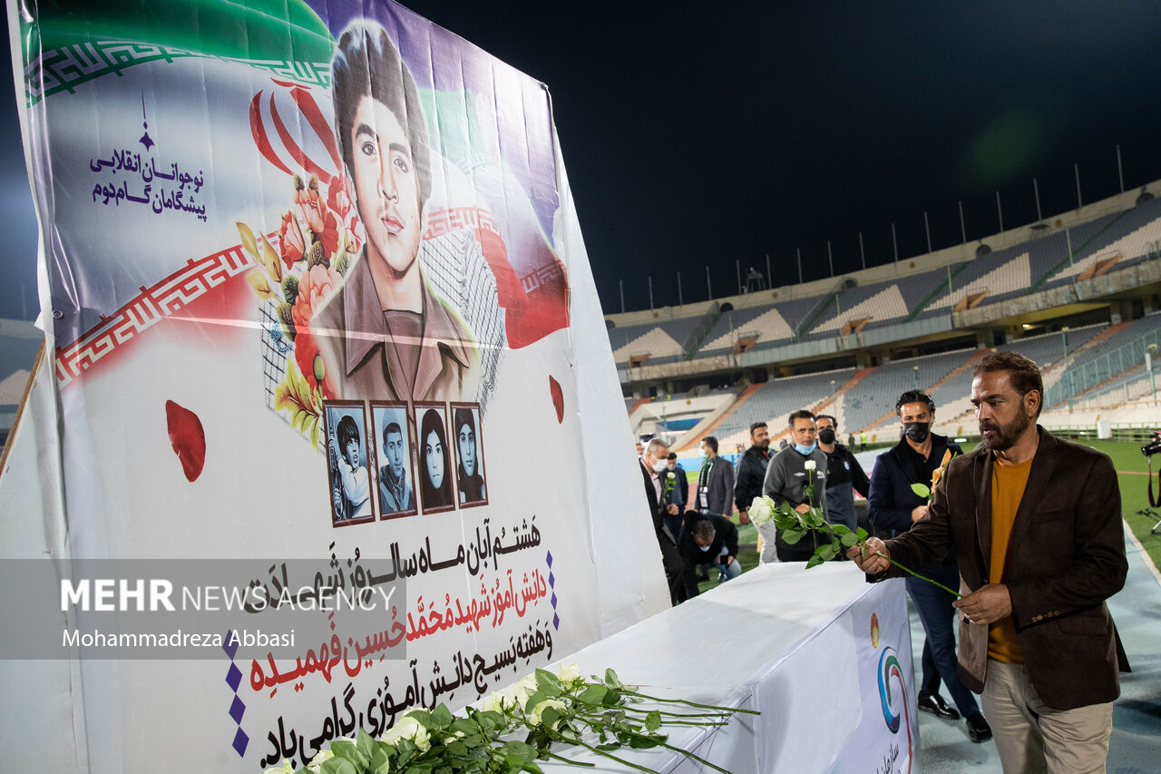 بازی دیدنی استقلال تهران و تراکتور تبریز
