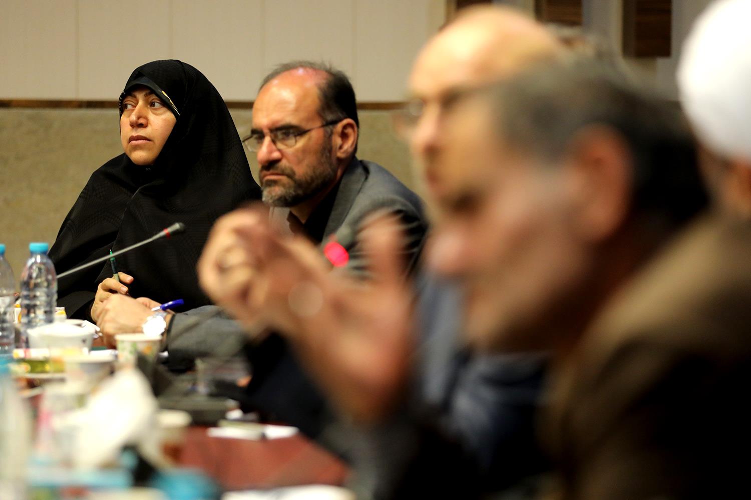 حضور قالیباف در شورای اداری شهرستان بوئین‌زهرا