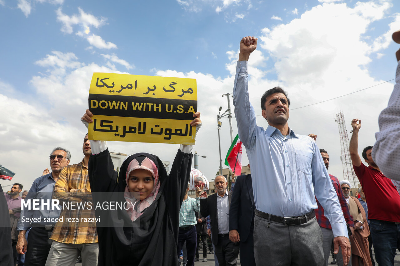 راهپیمایی علیه جنایات رژیم صهیونیستی پس از نماز جمعه در تهران