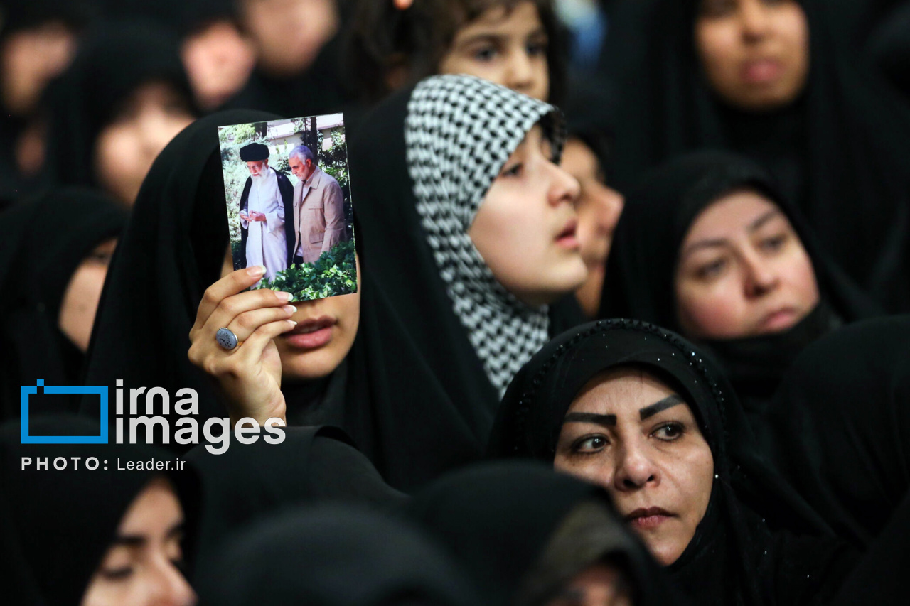 نخستین شب عزاداری ایام فاطمیه با حضور رهبر انقلاب