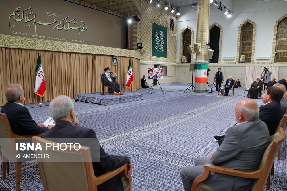 دیدار رئیس‌جمهور و اعضای هیئت دولت با رهبر انقلاب