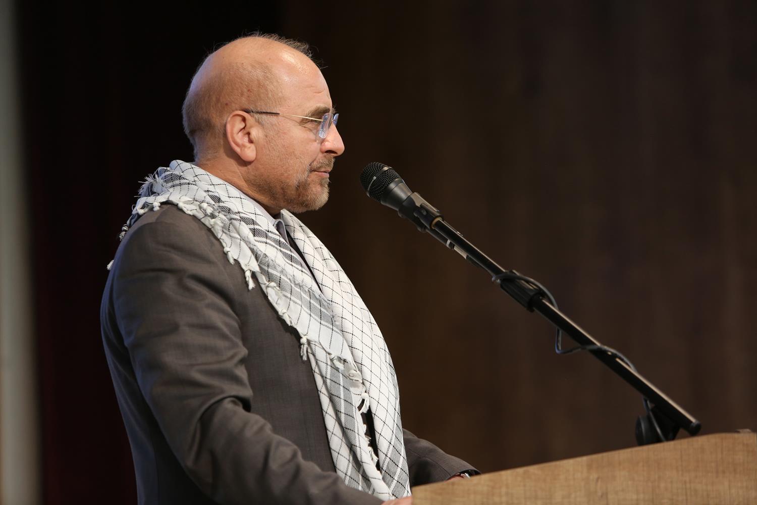 حضور سردار قاآنی و قالیباف در جمع «یاران خراسانی»