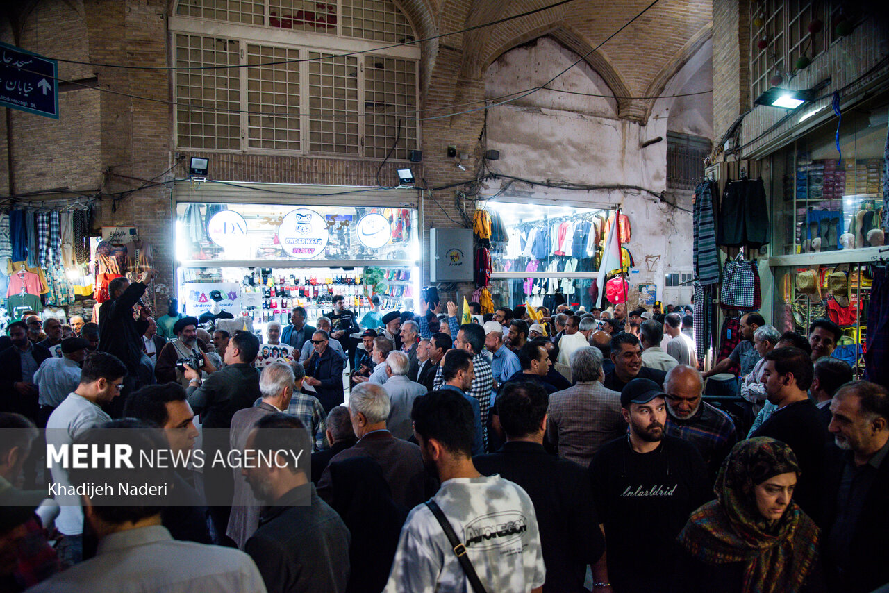 تجمع اصناف و بازاریان اصفهان در حمایت از مردم فلسطین