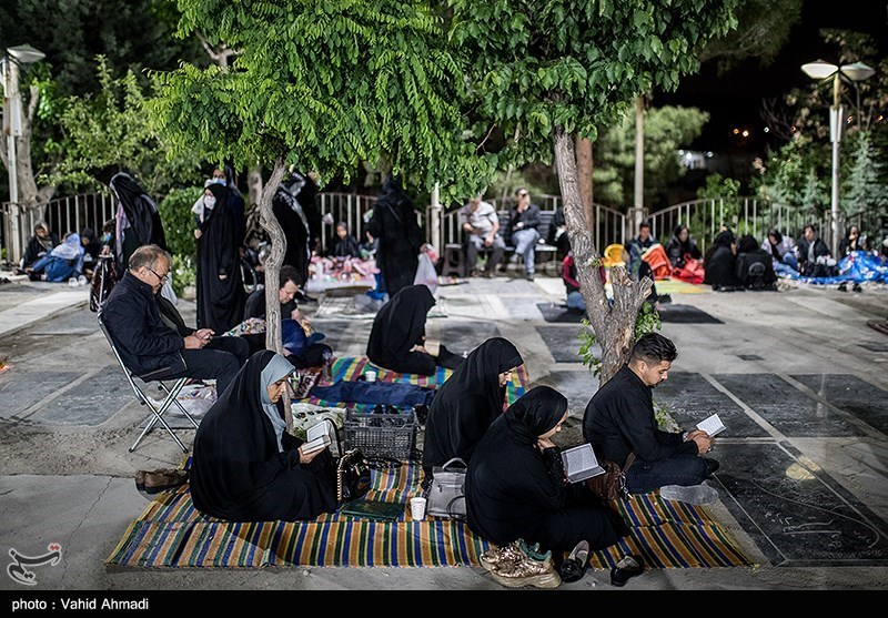  احیای شب قدر در امامزاده پنج تن لویزان