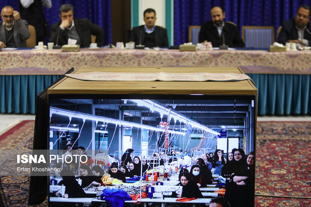 نشست رئیس‌جمهور با مدیران مناطق آزاد ویژه اقتصادی