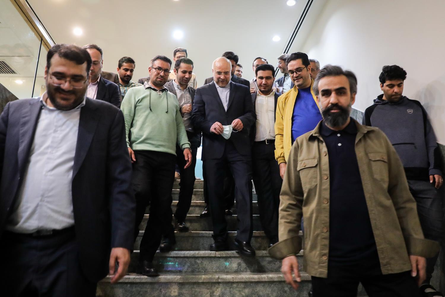 حضور قالیباف در جمع خبرنگاران پارلمانی
