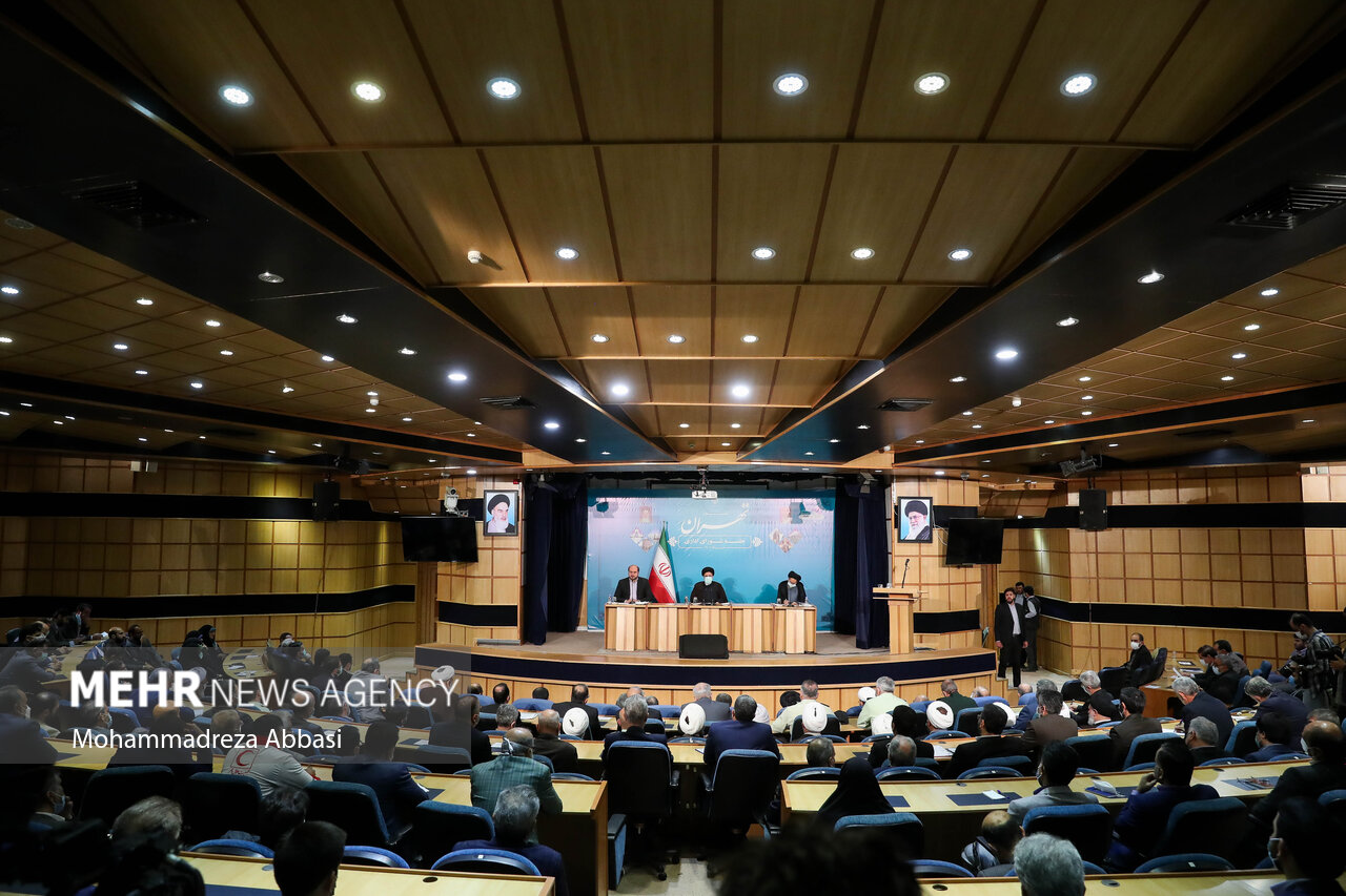 جلسه شورای اداری استان تهران با حضور رئیسی