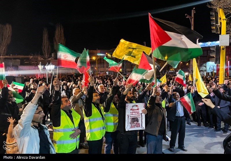 تجمع در محکومیت ترور سرداران ایرانی در اردبیل و زنجان